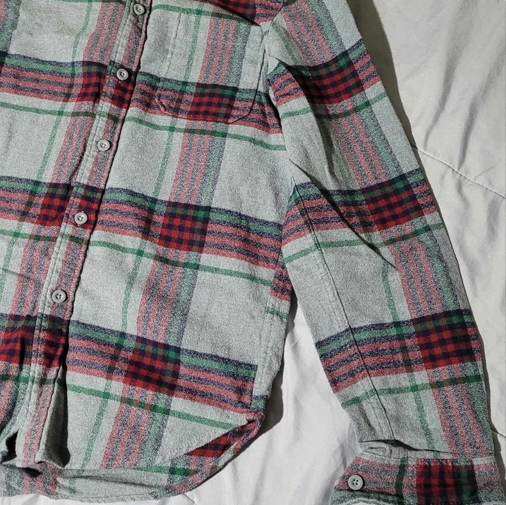 Flannel - Picture 3 of 5